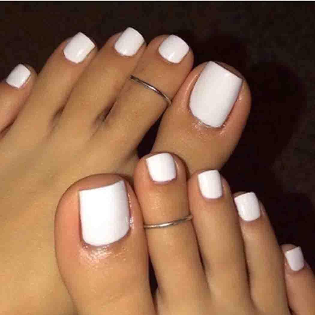 Gel pedicure beautiful finish